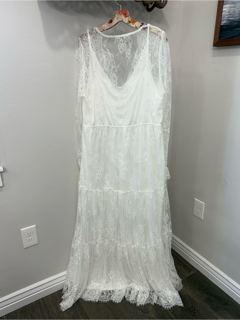 Baltic Born Gloria White Lace Dress - Picture 9 of 10